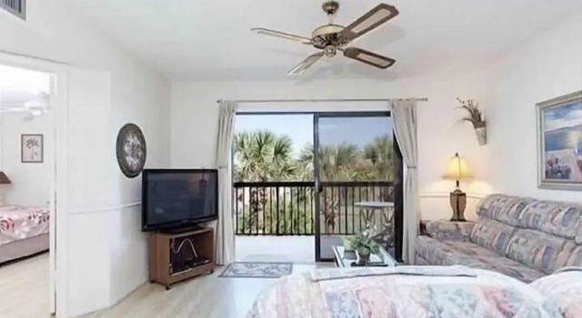 2 Bed, 2 Bath, Upgraded, Pool View - Ocean Village Club E35