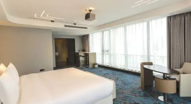 Люкс Deluxe Xiamen X Future Hotel (Huandao Road Zengcuo'an)