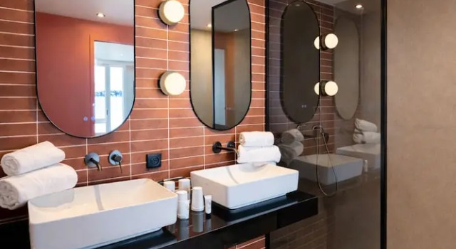 Двухместные апартаменты Campanile PRIME - Smart Lyon Chaponost