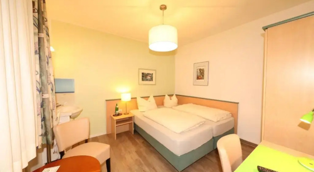 Трёхместный номер Standard Hotel Am Ehrenhof