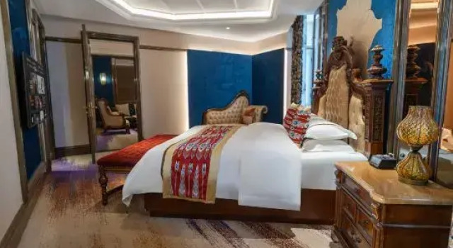 Люкс Si Lu Tian Shan Hotel