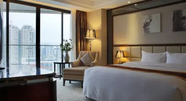 Люкс с видом на реку Sun Yat-sen University Kaifeng Hotel