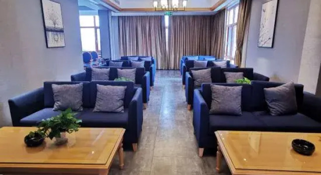 Weikeyouxiang Hotel (Mianyang Dongchen International School), Rezerwuj Hotel Hotele w Mianyang z parkingiem, Parking