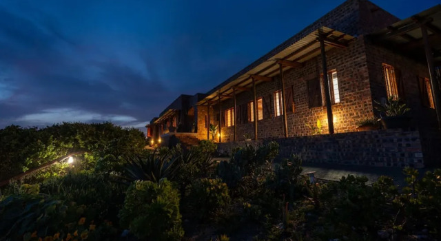 Yzerfontein 3 Bed House With Pool Sea Views