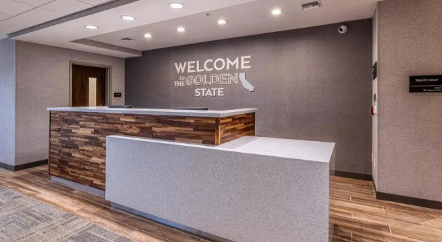 Hampton Inn & Suites Bakersfield Central, Reserva ahora Hotel Bakersfield California