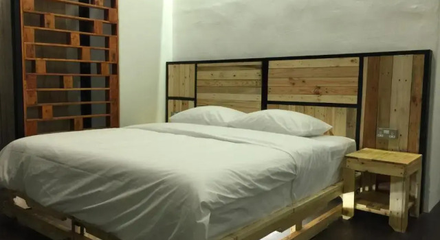 Полулюкс The Oikos Hotel