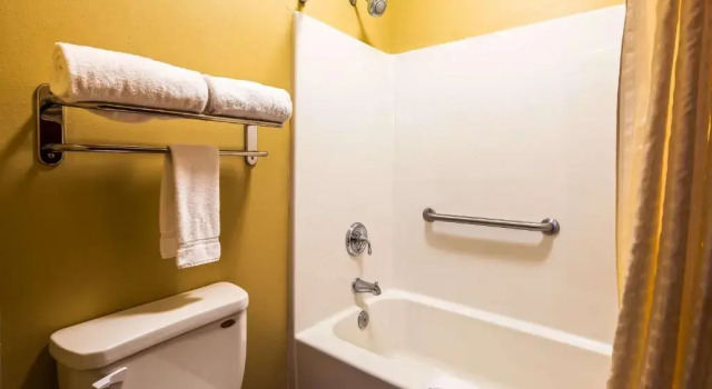 Номер Standard Best Western PLUS Wilmington/Carolina Beach