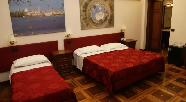 Трёхместный номер Standard Hotel Antica Dimora, MantegnaHotels