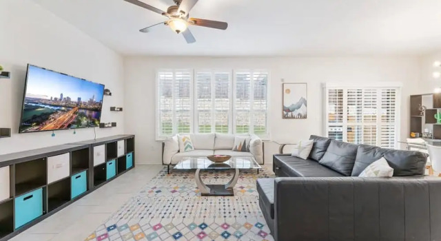 Коттедж Cozy 4BR House Close to Cota DT w Fast Wifi