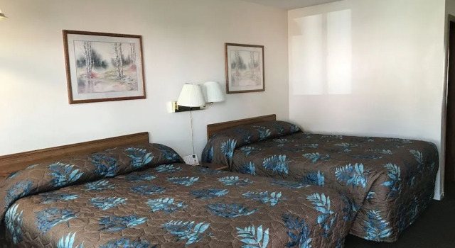 Lazy U Motel
