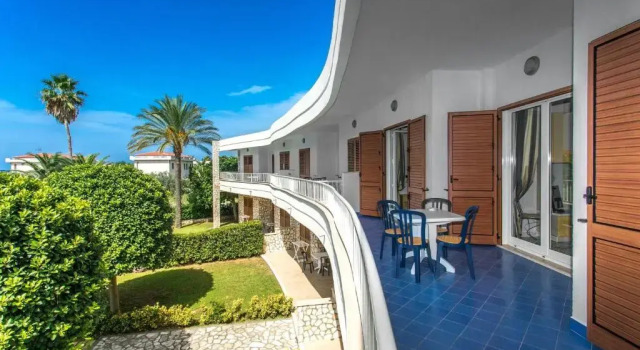 Апартаменты Club Residence La Castellana