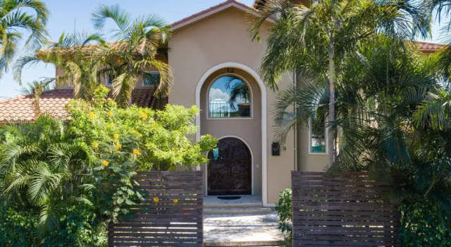 Коттедж с 4 комнатами Sirenian Bay Resort -Villas & All Inclusive Bungalows