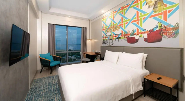 MCollection - Mactan Island Stay Near Beach and Airport, Book Hotel Mactan 