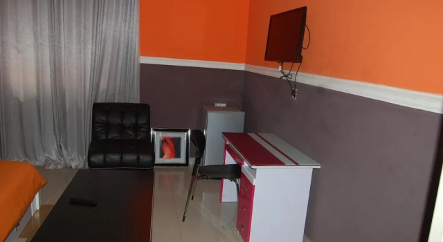The Don's Suites, Book Hotel Calabar Nigeria, nær Slave Trade Museum Calabar
