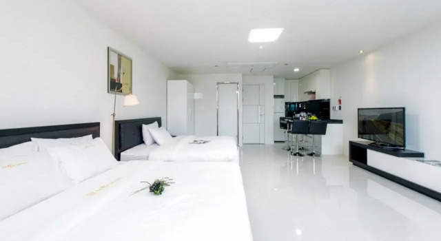 Doya Family Hotel, Забронировать Отель Irun-myeon Кодже, рядом с Пляж Gujora