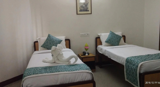 Двухместный номер Deluxe с видом на сад YWCA International Guest House
