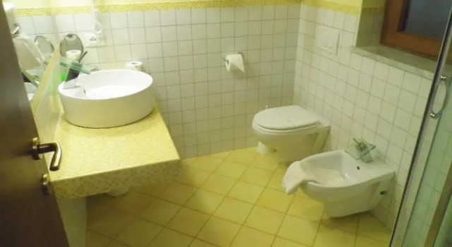 Standard Dreier Zimmer mit Meerblick Hotel Capo Sud
