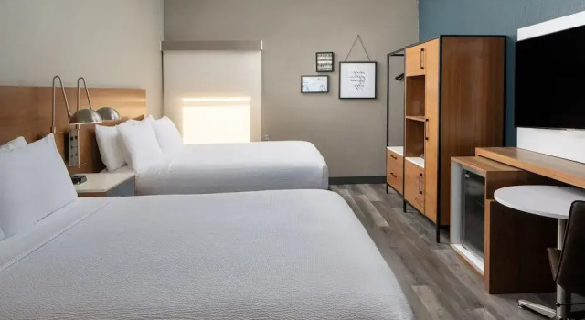 Четырёхместный люкс Four Points by Sheraton Alexandria