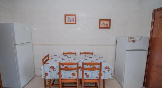 Charming Private Rooms in an Apartment A2 Penha - Faro