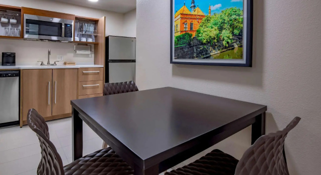 Люкс Home2 Suites by Hilton Omaha I-80 at 72nd Street, NE