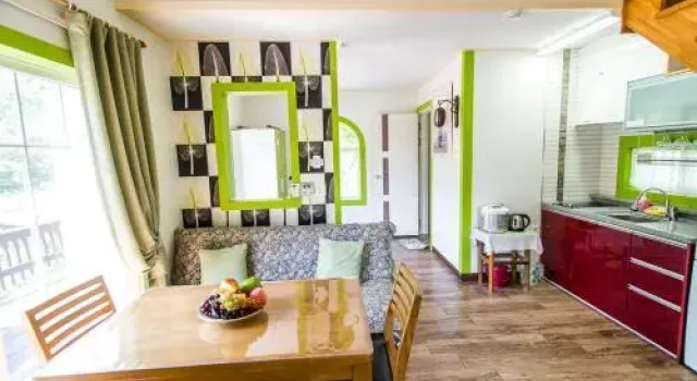 Pyeongchang Sunny House Pension, Book Hotel Hoteller i Pyeongchang med pool, Swimmingpool