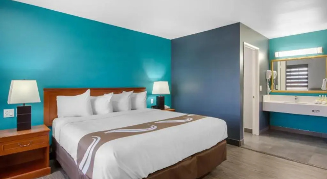 Номер Standard Quality Inn Near Hollywood Walk of Fame