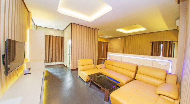 Loft at Sima, Varaa Hotelli Hotellit North-Eastern Thailand pysäköinnillä, Pysäköinti