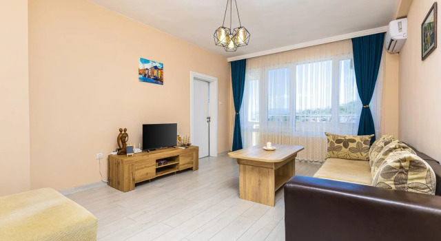 Bright Modern 2BD Apartment with Panoramic View, Book Lejlighed Plovdiv Plovdiv