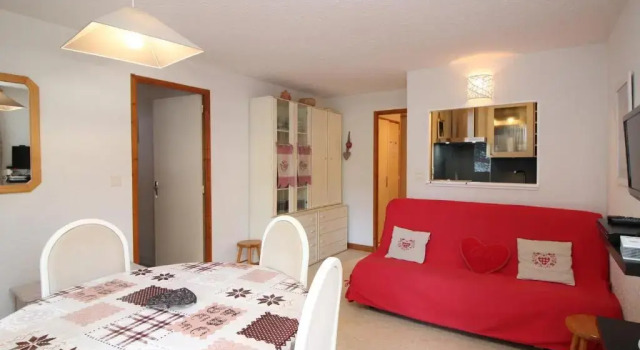 Appartement Mont-Dore, 2 pièces, 4 personnes - FR-1-608-125, Prenota Appartamento Hotel a Alvernia con parcheggio, Parcheggio