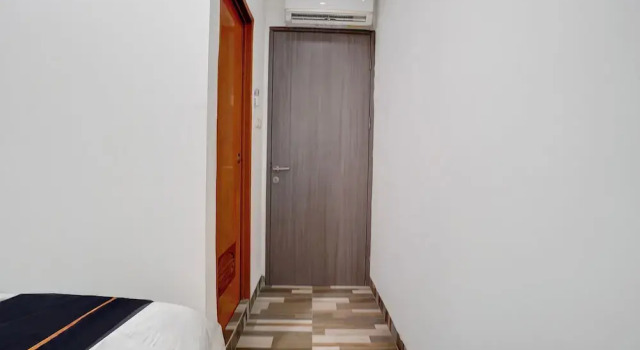 Номер Standard Capital O 94914 Kemayoran Guest House