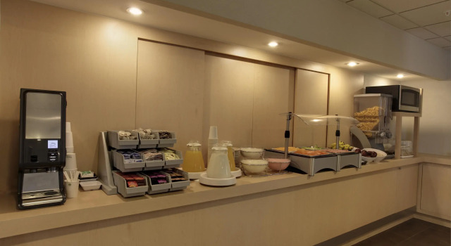 City Express Villahermosa, Rezerwuj Hotel Hotele w Villahermosa z basenem, Basen