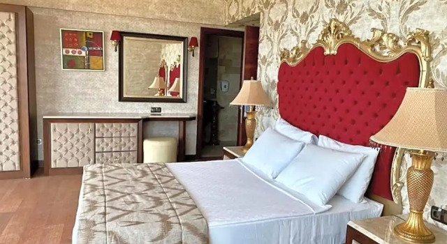 Семейный номер Standard с видом на сад LAUR HOTELS Experience & Elegance