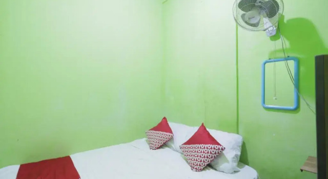 SPOT ON 92170 Penginapan Pak DheNearMall Nagoya Hill, Prenota Hotel Hotel economici a Nagoya