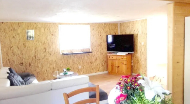 Chalet With 2 Bedrooms in Saint-genest-de-beauzon, With Enclosed Garde, Забронировать Шале Виллы Овернь-Рона-Альпы, Вилла
