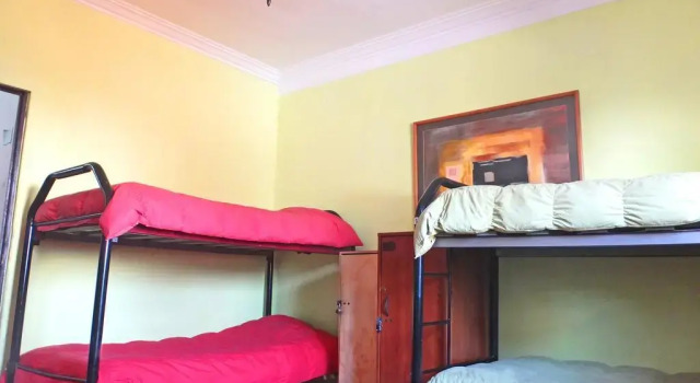 Aji Hostel, Boek Hostel Hotels in Santiago met ontbijt, Ontbijt