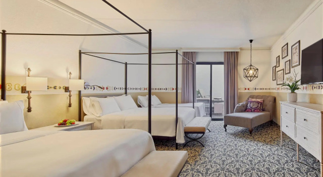 Люкс семейный Fiesta Americana Hacienda Galindo Resort & Spa