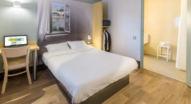 B&B HOTEL Bayonne, Забронировать Отель «постель и завтрак» Отели Байонны с завтраком, Завтраки