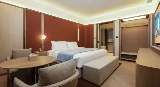 Люкс Executive Xi'an Ming City Wall Yongxingfang Crystal Orange Hotel