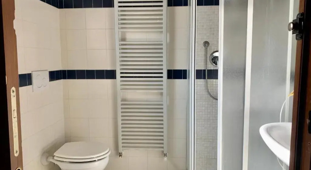 Четырёхместный номер Standard Дуплекс Hotel Riverside