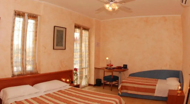 Трёхместный номер Comfort Hotel Panoramica