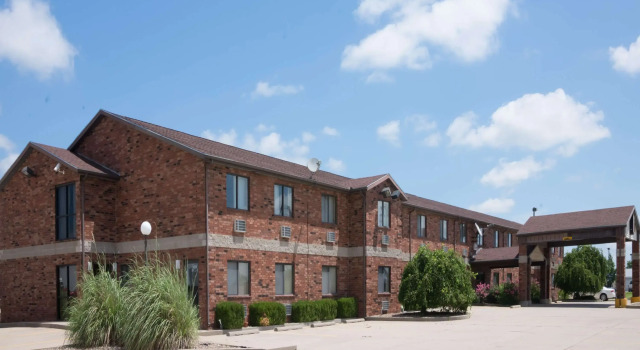 Super 8 by Wyndham Independence KS