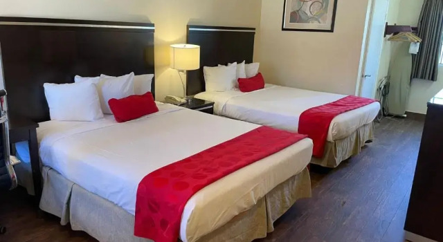 Четырёхместный номер Standard Ramada by Wyndham San Diego Poway Miramar