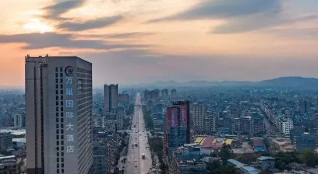 Wanchao International Hotel, Rezerwuj Hotel Hotele 4-gwiazdkowe w Yulin, 4*