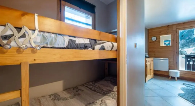 Studio Near Lac Des Chavants Superb View, Prenota Appartamento Hotel a Alvernia con parcheggio, Parcheggio