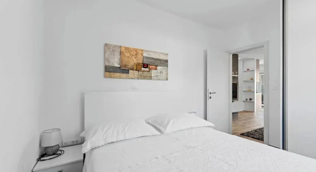 Beautiful Holiday Apartment in Rogoznica