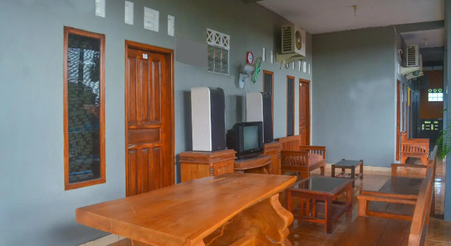 OYO 1145 Rita Guesthouse