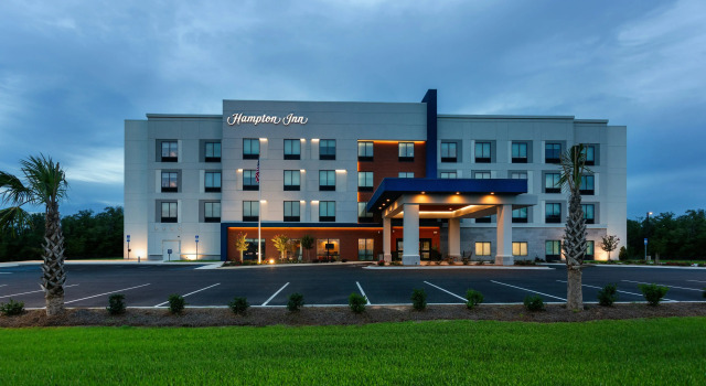 Hampton Inn Marianna I-10, Rezerwuj Hotel Hotele w Panhandle Florida z parkingiem, Parking