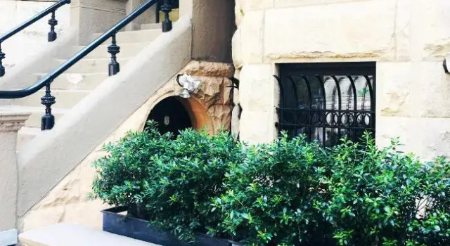 2-bedroom in Upper West Side, private entrance, Забронировать Отель Верхний Вест-Сайд Нью-Йорк, рядом с Станция метро 66 улица - Линкольн-центр