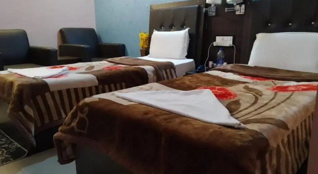 Deluxe Double room Zero Mile Rooms