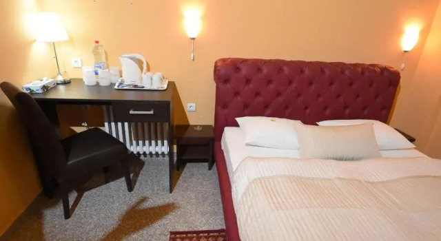 Апартаменты Цокольный этаж Apartment Inn Rooms